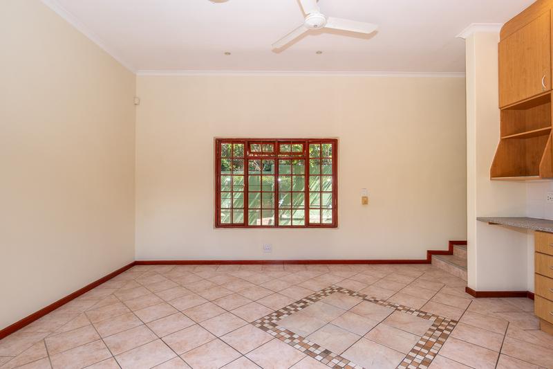 5 Bedroom Property for Sale in Bergvliet Western Cape